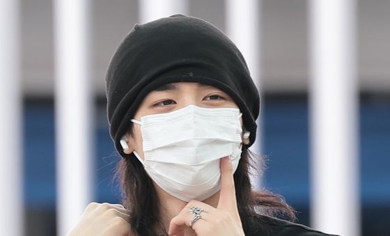 이한, 출국하는 귀요미 '옆집소년들'