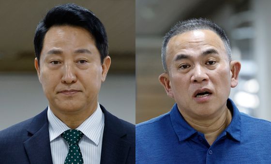 공판 출석하는 오세훈 시장과 명태균 씨