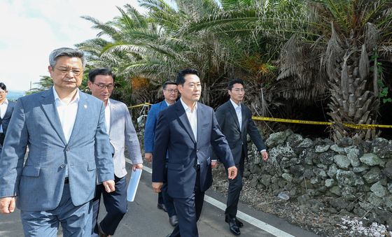 제주경찰청장 만나러가는 장동혁 대표