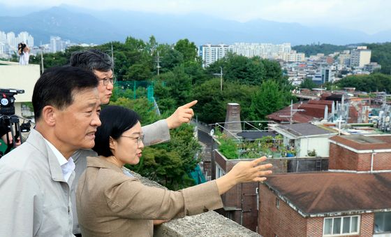 한성숙 총리, 서울 민간재개발 사업 현장점검