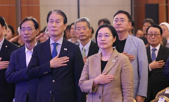 김구 탄생 150주년 기념식 참석한 한성숙 총리