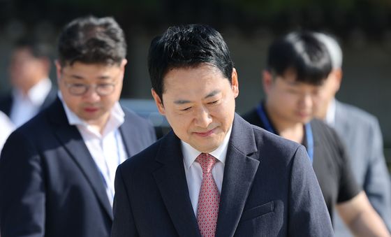 최고위 입장하는 장동혁