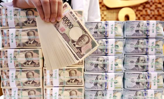 美·日 "엔화 방어 공동 개입"