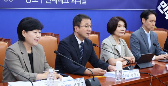 국민보고회 발언하는 한병도