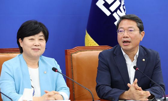 법무장관 후보자 지명 소감 밝히는 김승원