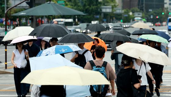 비 내리는 서울
