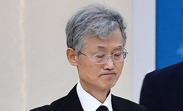 조희대 대법원장 부친상…'외부 조문 사절'