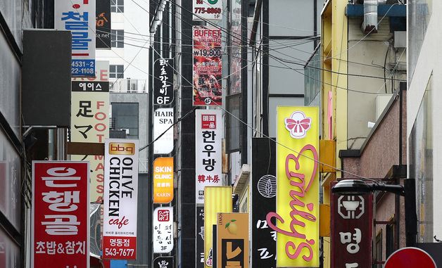 7월 산업생산 제자리…소비는 2.4% 감소