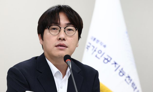 취임 소회 밝히는 하정우 신임 상근부위원장