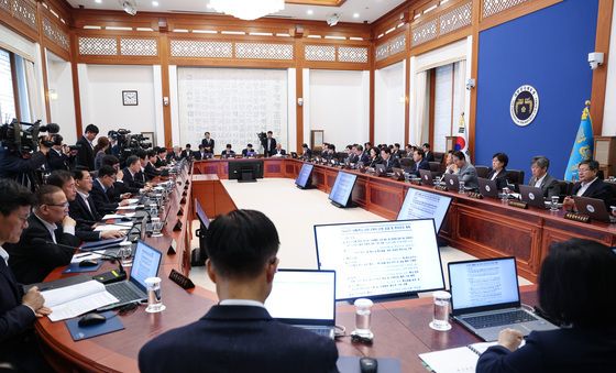 국무회의 주재하는 이재명 대통령