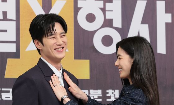 안보현·정은채, 실제로는 친해요