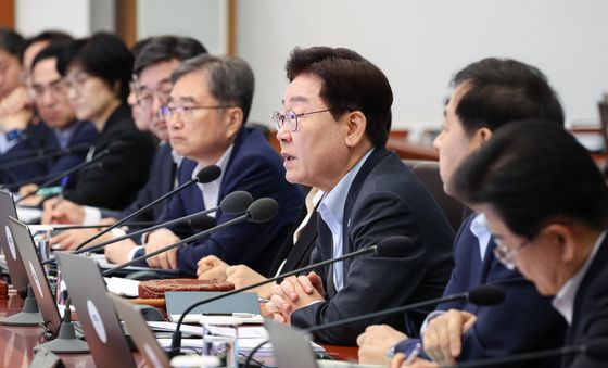 국무회의 발언하는 이재명 대통령