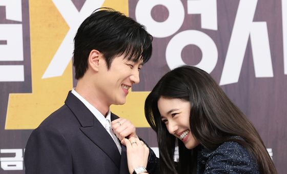 안보현·정은채, 로맨스 찍어도 될 달달 케미
