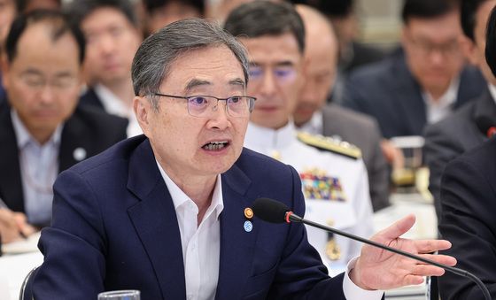 업무보고 하는 조현 외교부 장관