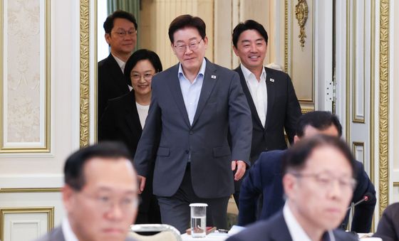 부처 업무보고 참석하는 이재명 대통령
