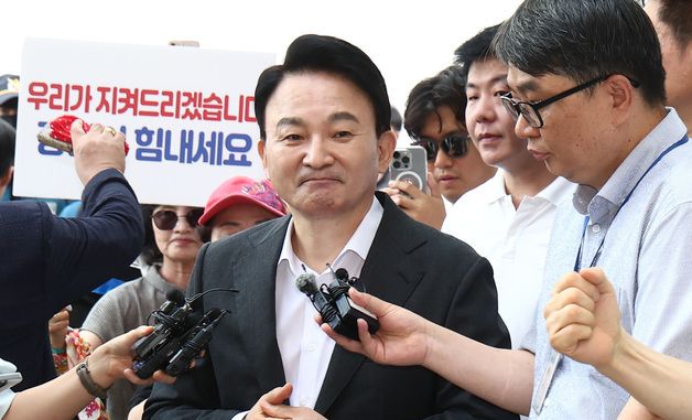 종합특검 2차 피의자 조사 출석하는 원희룡 전 장관