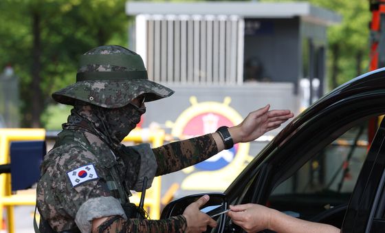 폭염 속 경계근무 이상 무