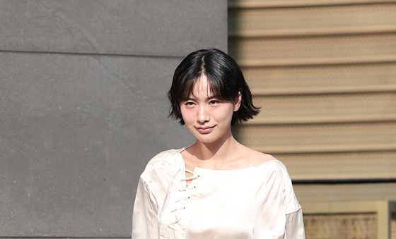 나나, 청담동 런웨이