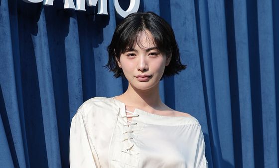 나나, 여배우의 아우라
