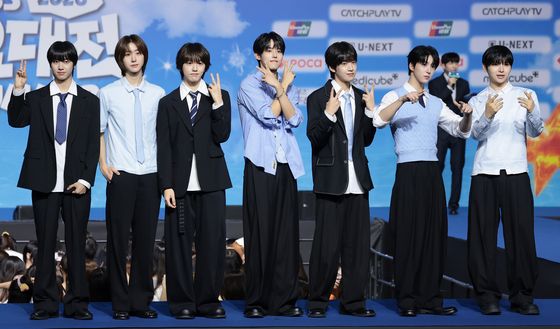 아이딧, 청량미 넘치는 인사