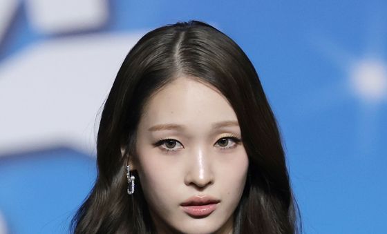 애니, 고혹미 물씬