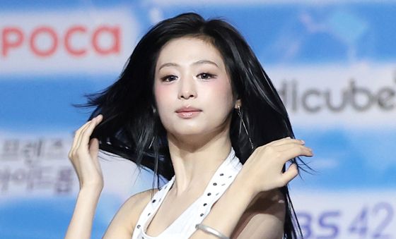 아현, 샤랄라