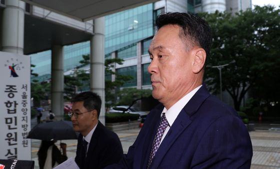 김명수 전 합참의장, 내란중요임무종사 첫 재판