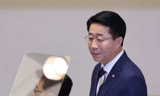 개회사하는 조정식 국회의장