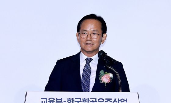 인사말 하는 김종출 한국항공우주산업 대표이사