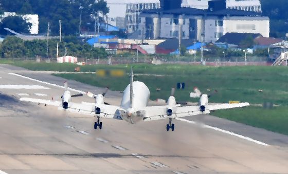 사고 16개월 만에 다시 이륙하는 해군 P-3CK