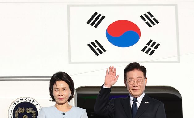 프랑스 국빈 방문 마친 이재명 대통령