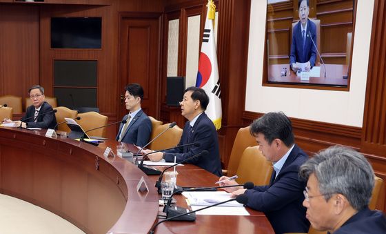 구윤철 부총리, 경제관계장관회의 주재