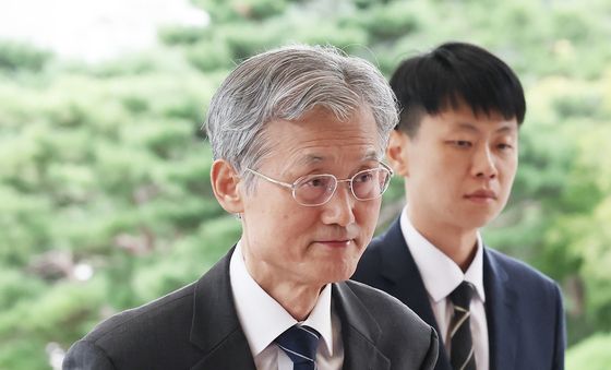 조희대 대법원장 출근길