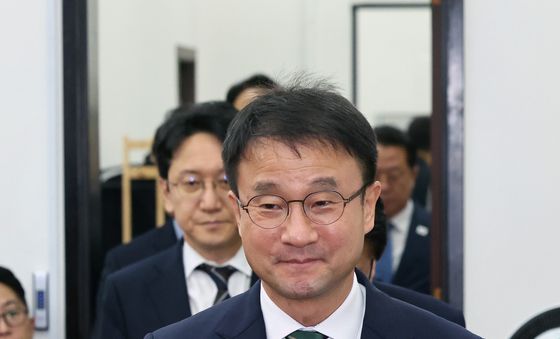회의 참석하는 한병도 원내대표
