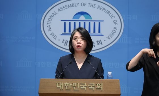 국회서 입장 발표하는 용혜인 성평등가족부 장관 후보자