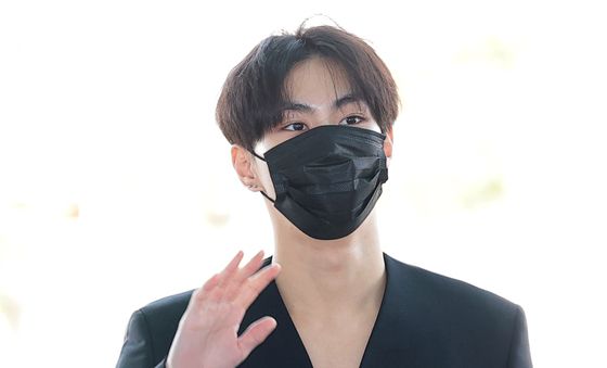 엔하이픈 정원, 다정한 손 인사