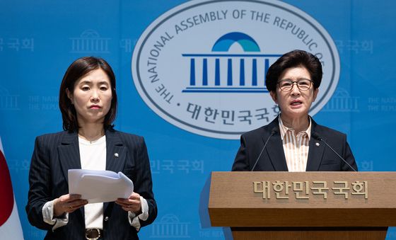 국민의힘 성평등가족위원들 '용혜인 스스로 물러나야'