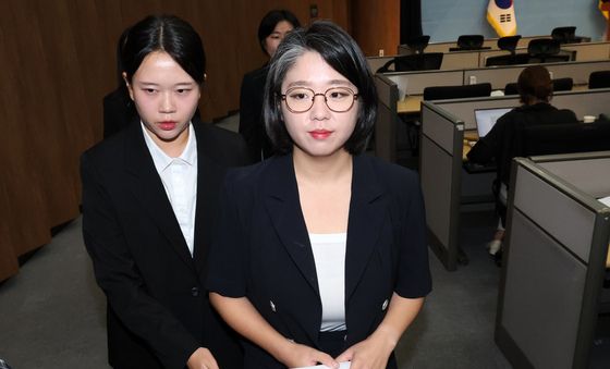 장관 후보직 사퇴 기자회견 마친 용혜인