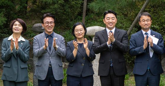 박수치는 당·정·청