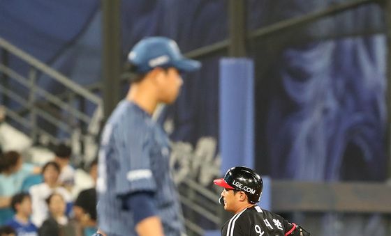 그라운드 달리는 오지환