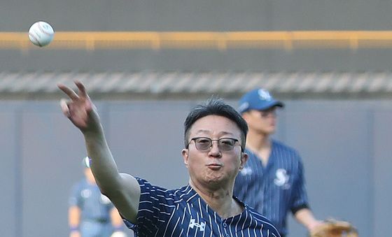 시구하는 노희목 대구시한의사회장