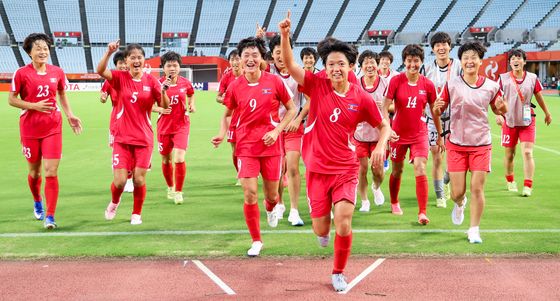 북한 여자축구, 방글라데시 상대 10-0 대승