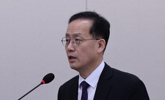 모두발언하는 이형일 경제부총리 후보자
