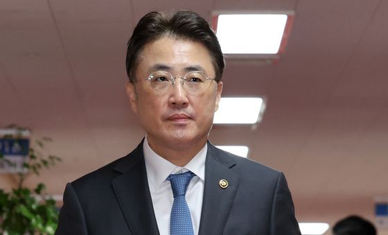 이진수 차관, 국무회의 참석