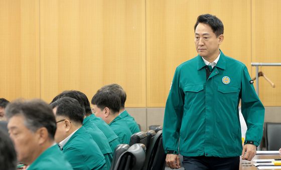 오세훈 시장, 시내버스 파업 긴급 대책회의 참석