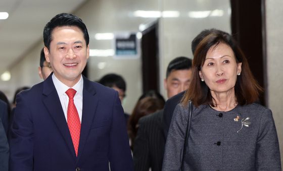 주한미국대사와 함께 이동하는 장동혁 대표