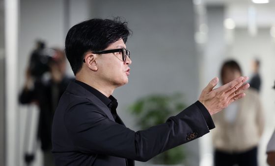 브리핑하는 한동훈 의원