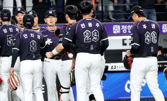 승리 거둔 KT위즈, 우승가자!