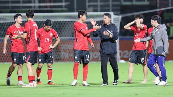 이민성호, 시작이 좋아