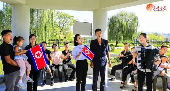 학교·병원·문화회관까지…北, 삼광리 '현대화' 선전